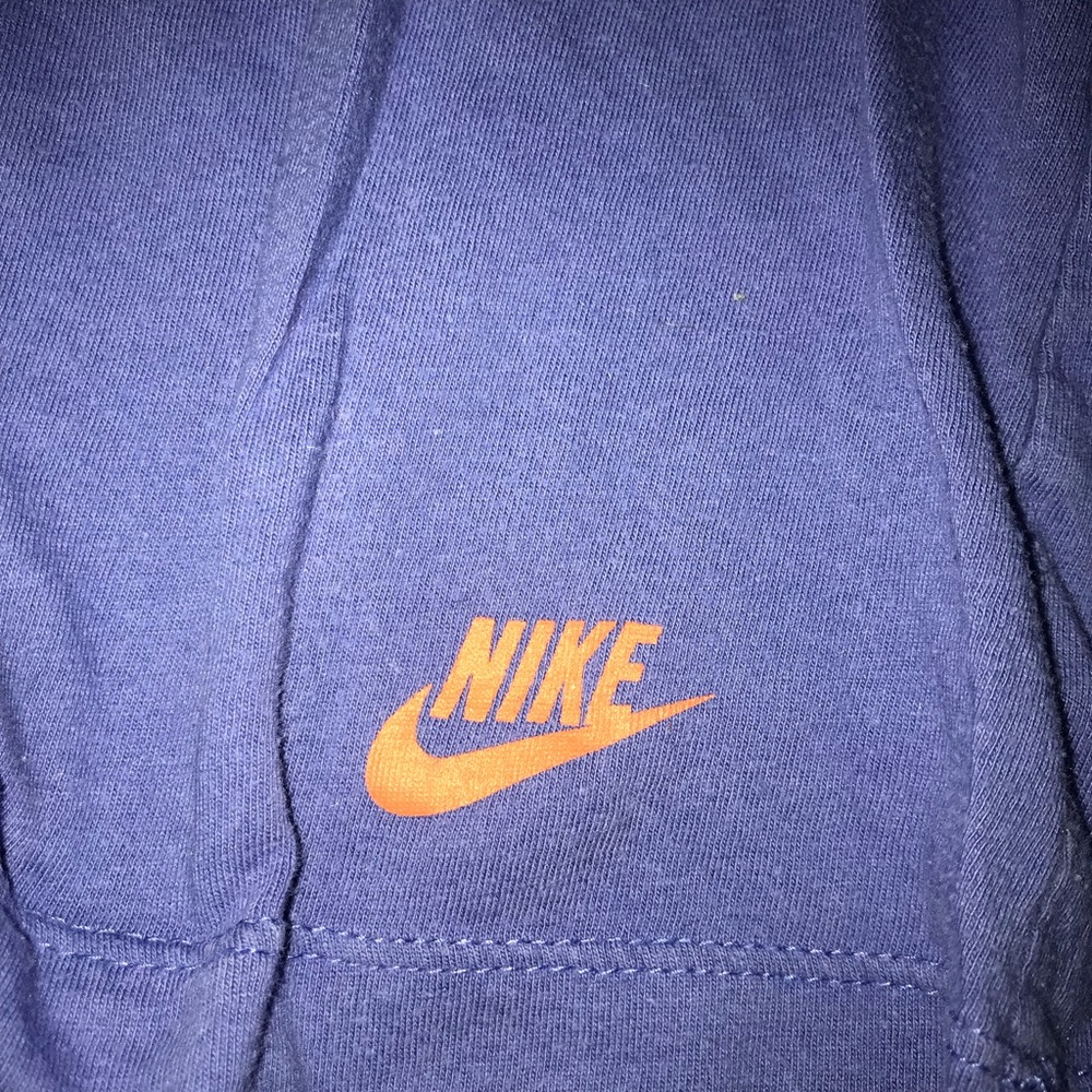 Nike long sleeve t-shirt
